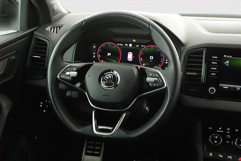 Škoda Karoq (2024) 2.0 TDI, Sportline, Navigace - fotka 14 z 16