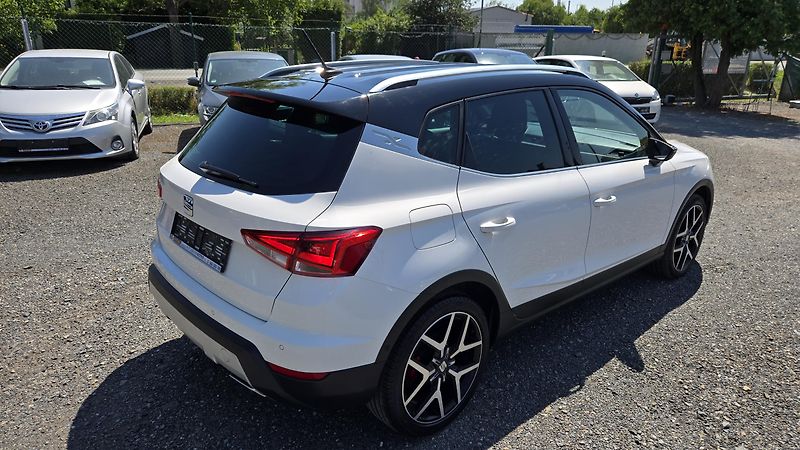 Seat Arona 1.5TSI 16V ACT FR 110KW  1MAJ. - fotka 9 z 47