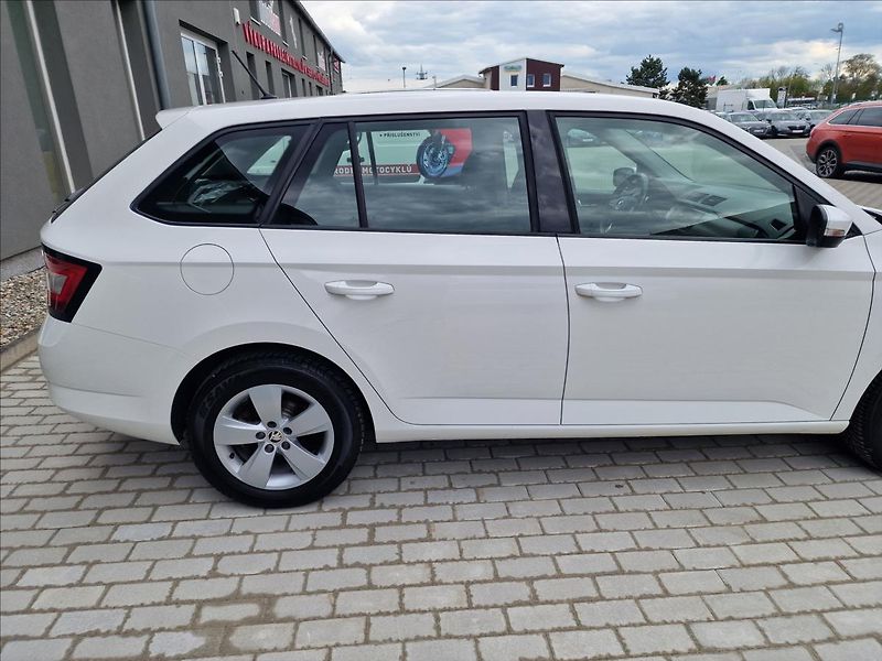 Škoda Fabia 1.0TSI Style,původ ČR,1.Maj. - fotka 42 z 50