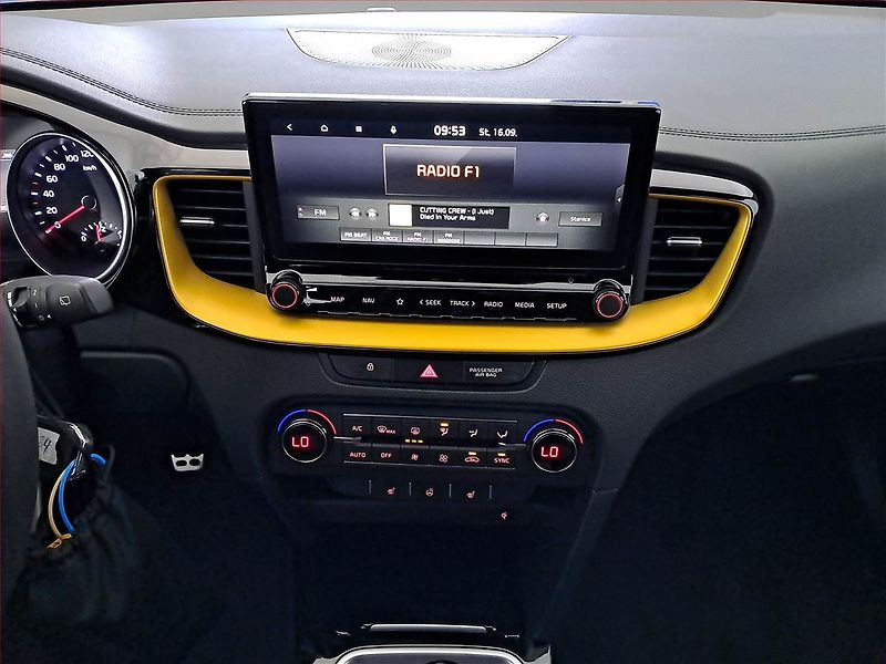 Kia XCeed (2019) 1.4 T-GDI, ČR,1.maj - fotka 12 z 19