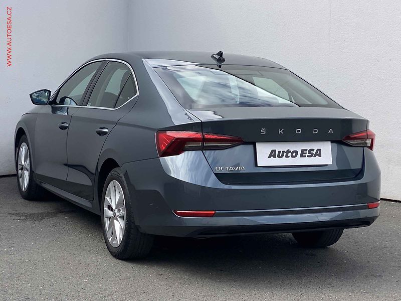Škoda Octavia (2021) 1.5 TSi, 1.maj,ČR, Style, TZ - fotka 6 z 22