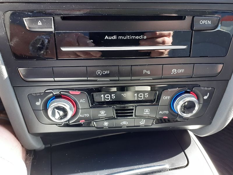 Audi A4 (2014) Avant 1.8 TFSi - fotka 17 z 36