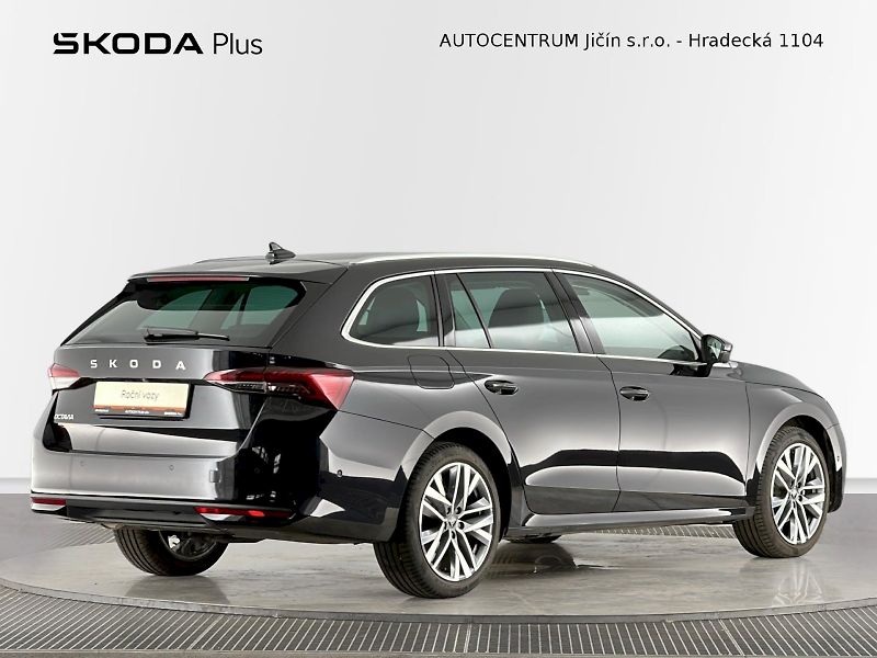 Škoda Octavia (2025) Combi DSG 2.0TDI 110kW Exclusi - fotka 2 z 37