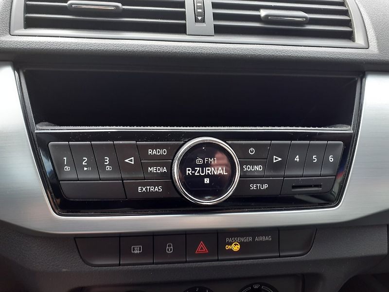 Škoda Fabia (2017) 1.2 TSi  NOVÉ ROZVODY - fotka 11 z 23