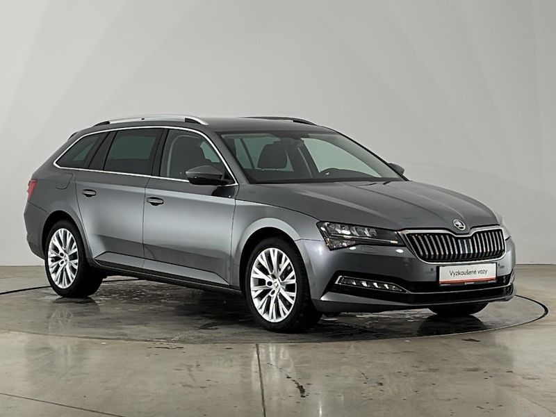 Škoda Superb Style DSG - fotka 14 z 30