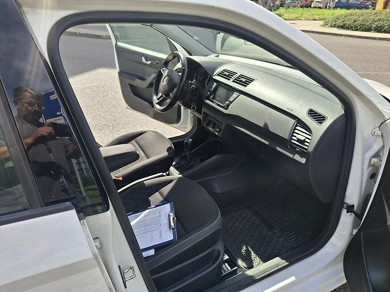 Škoda Fabia III kombi 1,0 TSi 2BE4752 - fotka 15 z 23