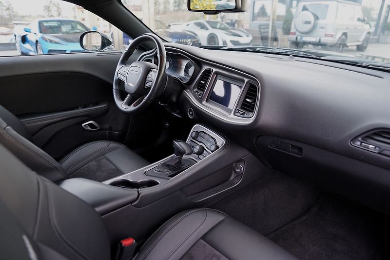Dodge Challenger 3.6 V6 automat,/kůže/xenony - fotka 20 z 37