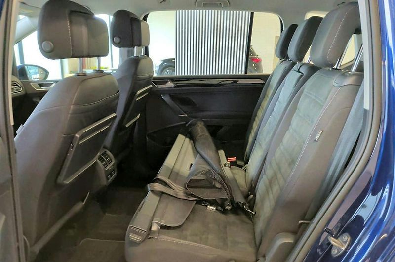 Volkswagen Touran (2020) 1.5TSI*DSG*7*MÍST*T*Z*HIGHLINE - fotka 7 z 12