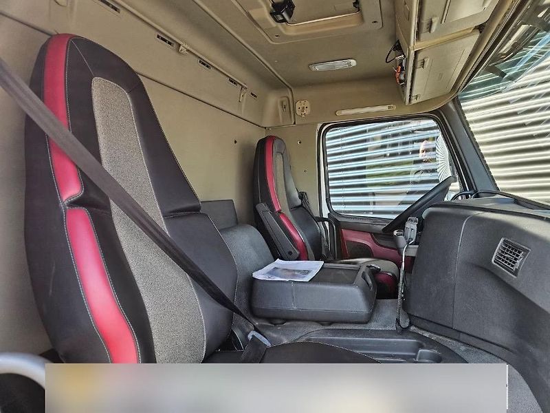 Volvo (2020) FMX 10x4 sklápěč30m3 EURO 6 - fotka 14 z 20