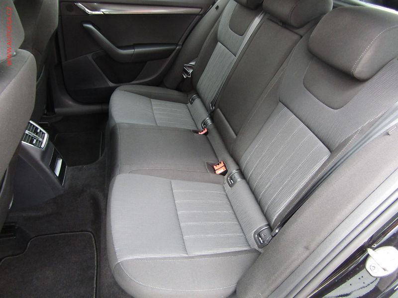 Škoda Octavia (2020) 2.0 TDi, Style, DSG - fotka 10 z 21