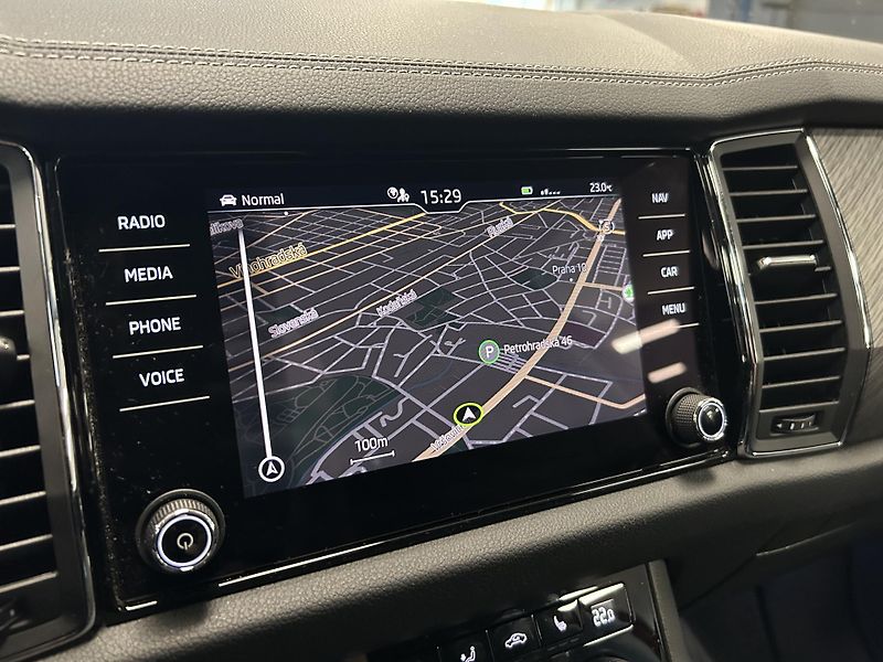 Škoda Kodiaq (2023) 2.0TDi DSG Style Exclusive 4x4 - fotka 10 z 43
