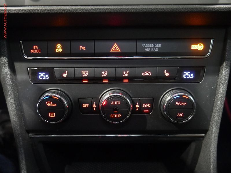 Seat Leon (2015) 2.0 TDi 4x4, ČR, X-Perience - fotka 15 z 18