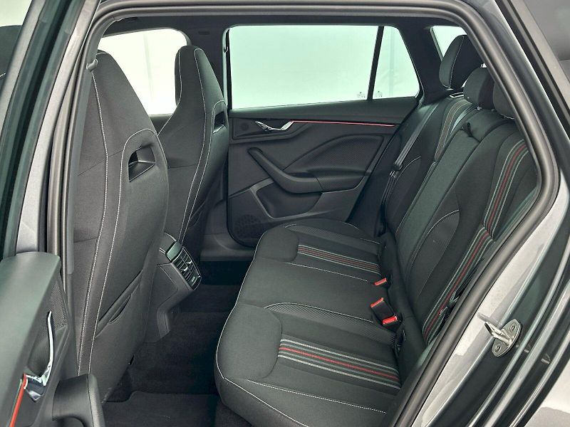 Škoda Kamiq (2025) DSG 1.0TSI 85kW Monte Carlo - fotka 8 z 33