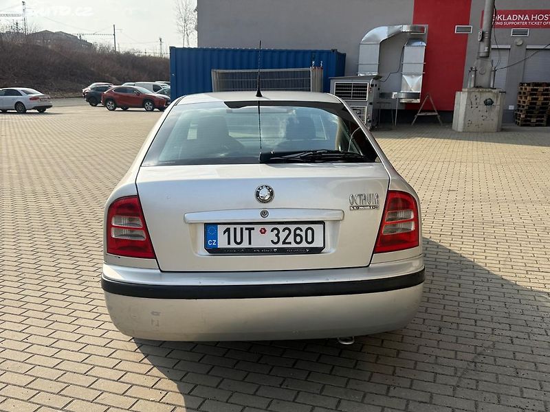 Škoda Octavia (2001) 1.9TDI, 66kw Automat - fotka 4 z 19