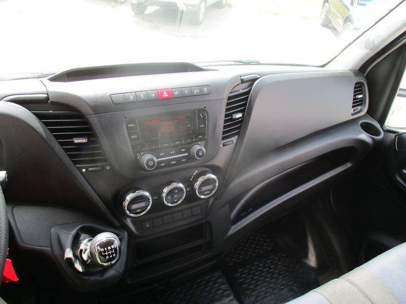 Iveco Daily 35C16, 3,0l s HC,  8 palet - fotka 14 z 22