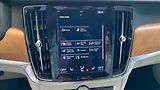 Volvo V90 MOMENTUM PRO, B4 AWD, 145+10 k - náhled 18