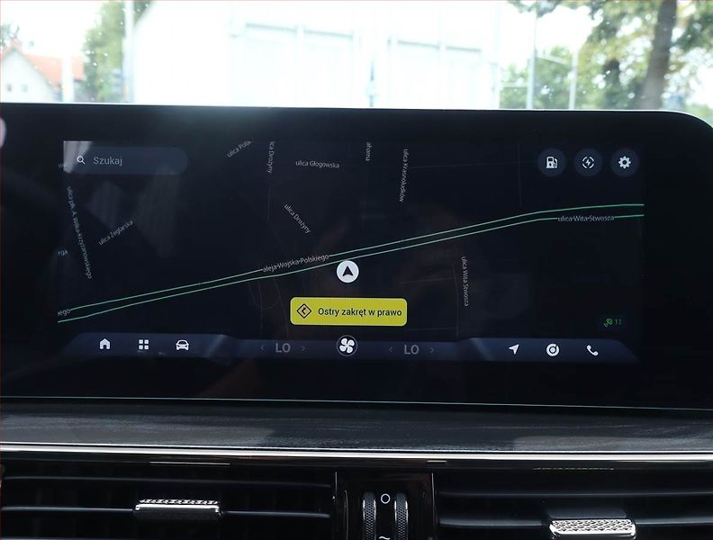 Omoda 5 EV (2025) Premium 61 kWh - fotka 13 z 25
