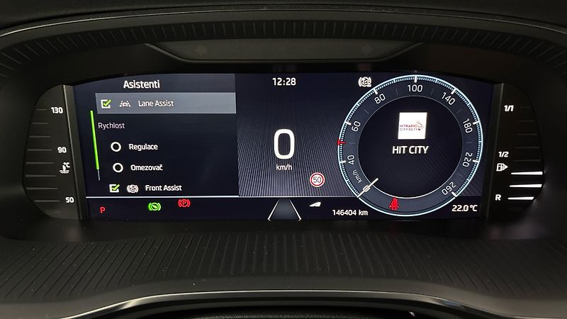 Škoda Octavia 2.0 TDI DSG Style Combi - fotka 10 z 25