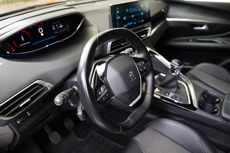 Peugeot 3008 - fotka 13 z 24
