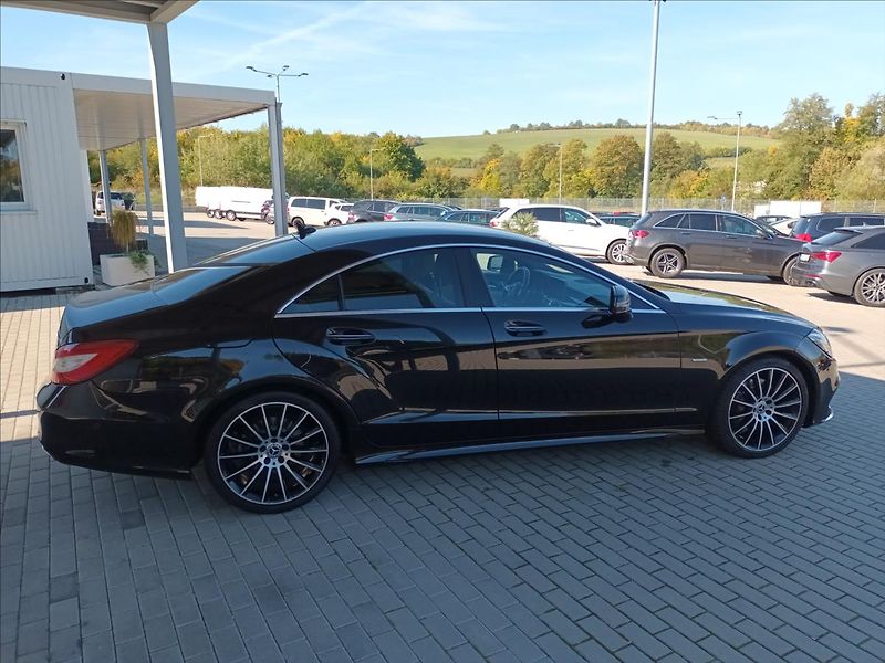 Mercedes-Benz CLS 3,0 350d,4Matic,190kw,ČR,1MAJ, - fotka 4 z 43