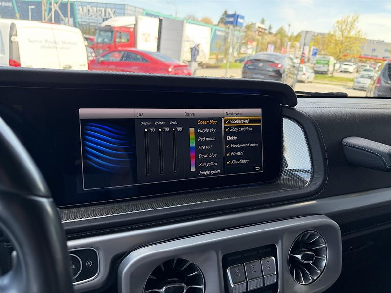 Mercedes-Benz Třídy G G 350d AMG paket - fotka 16 z 32