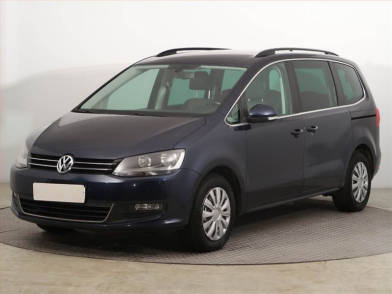 Volkswagen Sharan (2011) 2.0 TDI, 7 míst, Navi - fotka 2 z 14