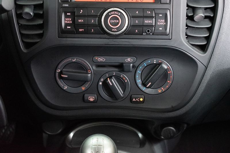 Nissan Juke 1.6i 69kW *KLIMA*ČR* - fotka 19 z 29