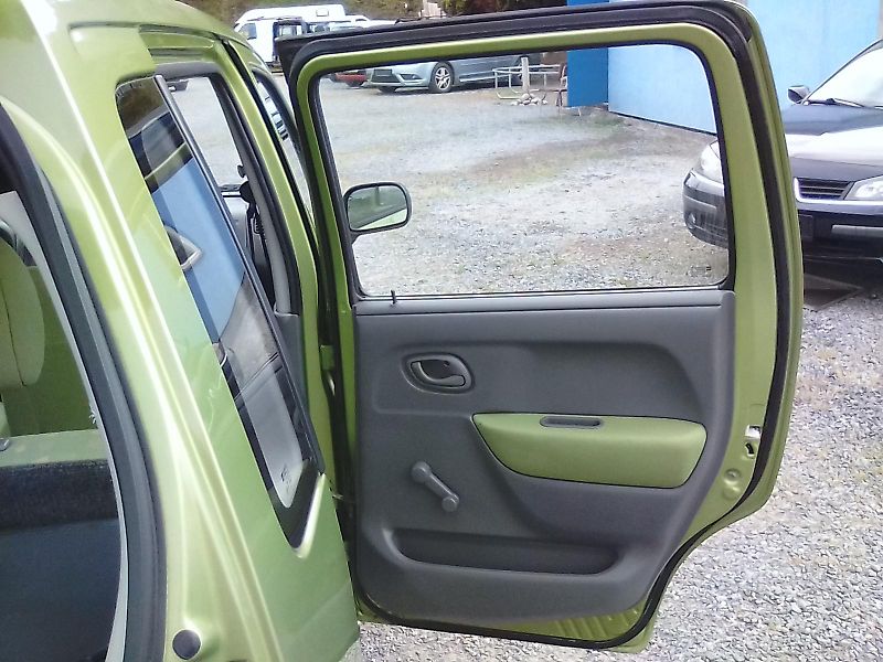 Opel Agila (2001) 1.0i , doložená historie - fotka 26 z 35