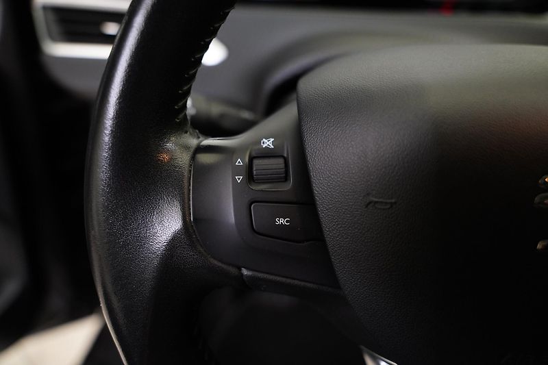 Peugeot 2008 - fotka 18 z 32