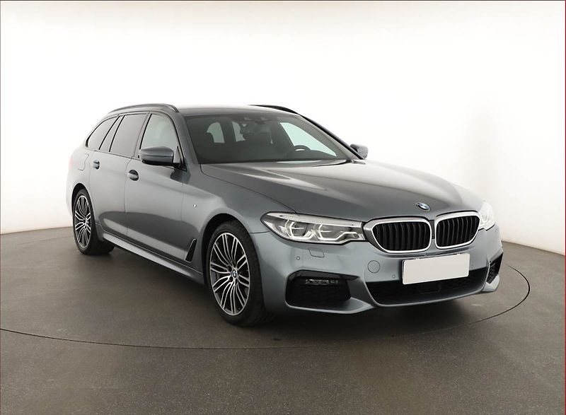 BMW Řada 5 (2020) 530d xDrive - fotografie inzerátu