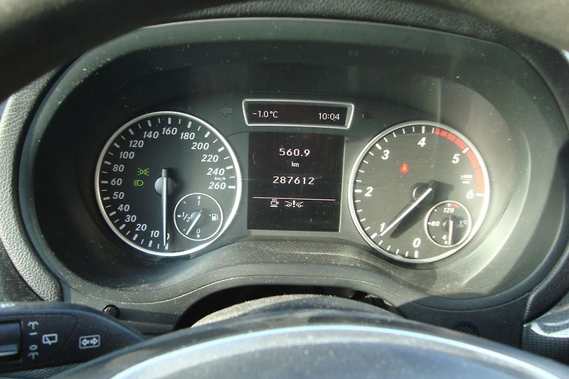 Mercedes-Benz Třídy B (2012) 180 CDi - fotka 74 z 81