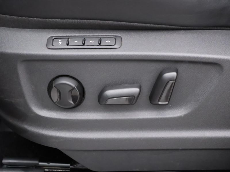 Škoda Kodiaq 2,0 TDI 176kW RS CZ DPH 7-Míst - fotka 19 z 43
