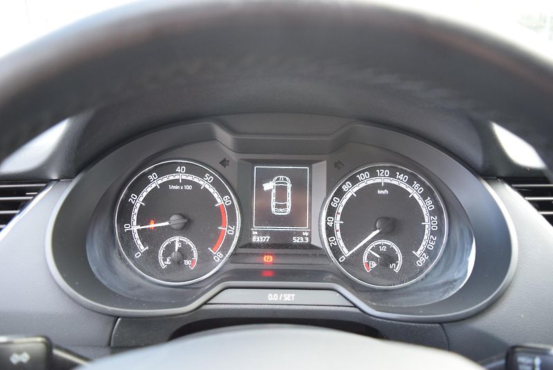 Škoda Octavia (2018) 1.5TSI 110kw CLEVER TAŽN NAVI  - fotka 31 z 46