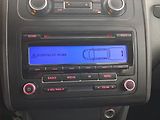 Volkswagen Touran (2011) 2.0 TDI, po STK, udržované - náhled 14