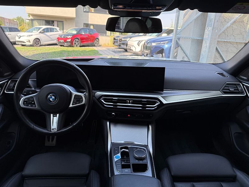 BMW Ostatní eDrive 40 LASER H&K HUD Mpaket - fotka 15 z 46