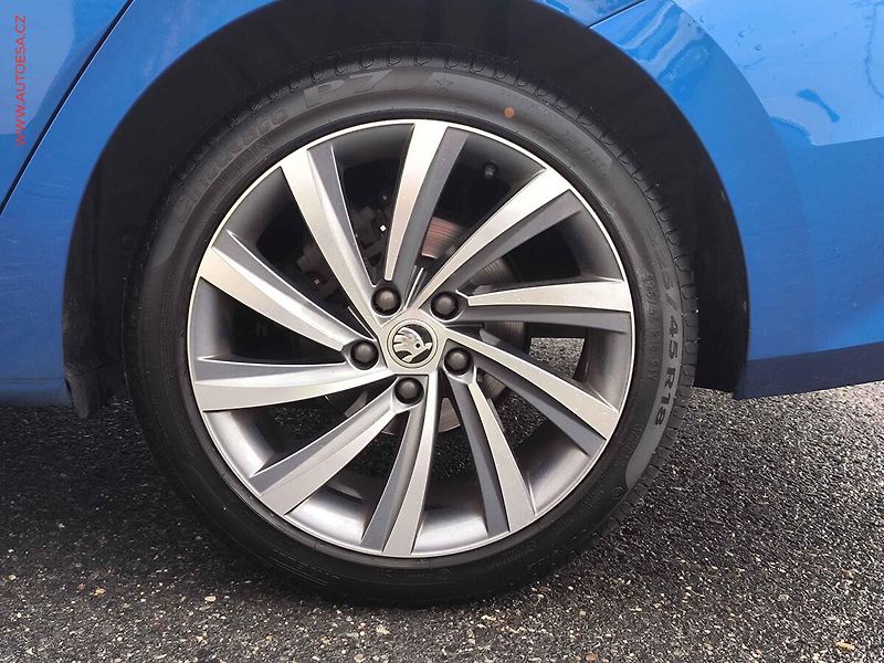 Škoda Octavia (2022) 2.0 TDI, ČR, Style - fotka 25 z 26