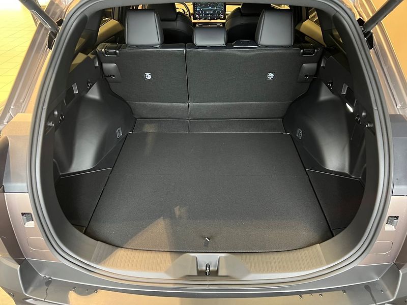 Subaru E-Outback 74.7 kWh AWD Limited - fotka 14 z 16