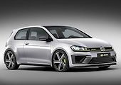 Volkswagen Golf R měl disponovat výkonem 420 koní