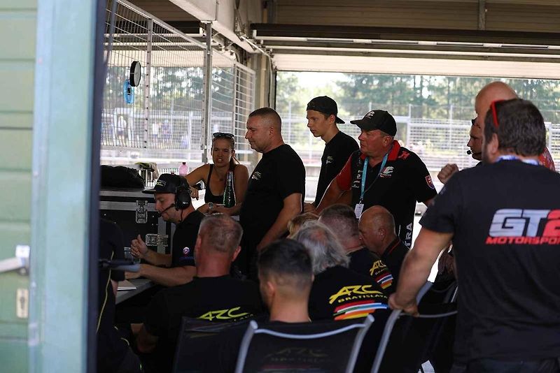 Druhý zářijový víkend patřil na Automotodromu Brno tradiční události Masaryk Racing Days.