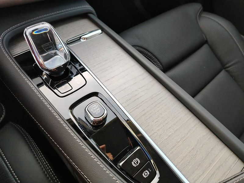 Volvo XC90 PLUS T8, VZDUCH, VENTILACE, 33 - fotka 10 z 20