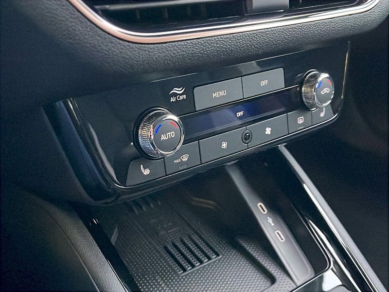Škoda Scala (2024) 1.5 TSI 110kW Top Selection - fotka 14 z 35