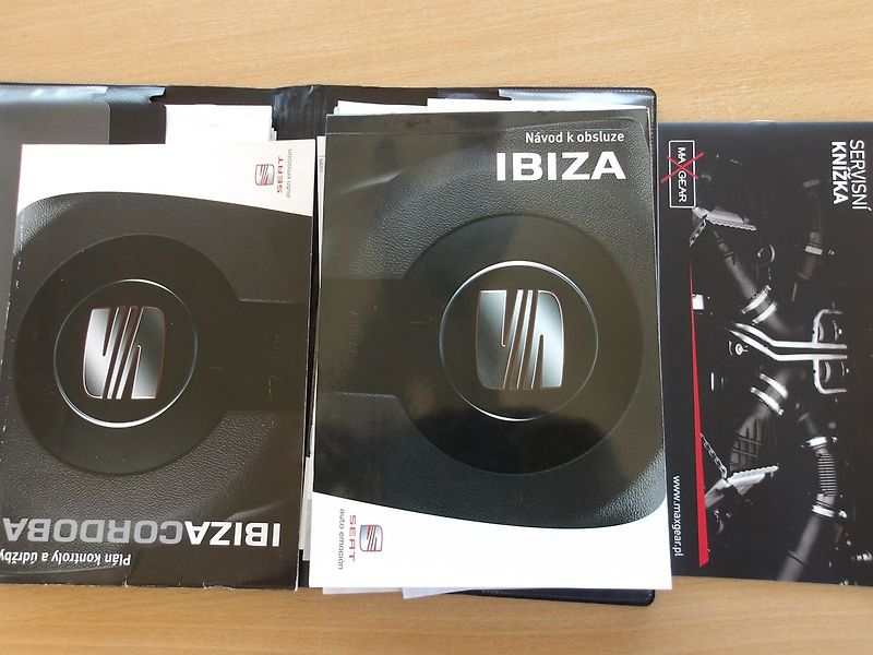 Seat Ibiza 1,2i ČR  2xKOLA ! NOVÁ STK ! - fotka 28 z 32