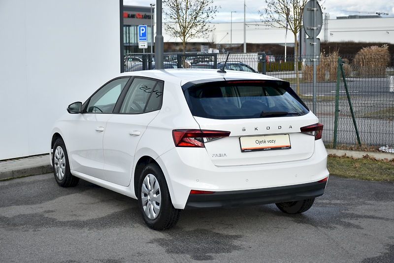 Škoda Fabia (2022) Ambition Plus 1.0 TSI 81kW - fotka 11 z 31