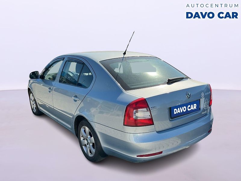 Škoda Octavia 1,4 TSI 90 kW Ambiente - fotka 7 z 12
