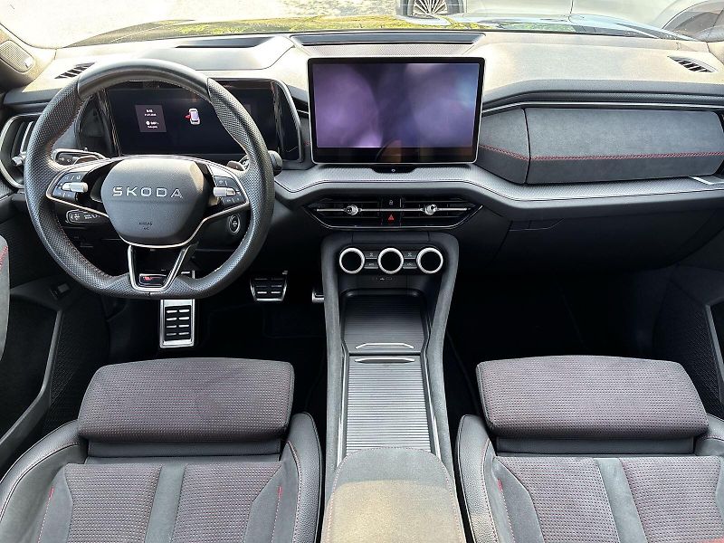 Škoda Kodiaq (2025) 2.0 TSI 4x4 DSG RS - fotka 5 z 33