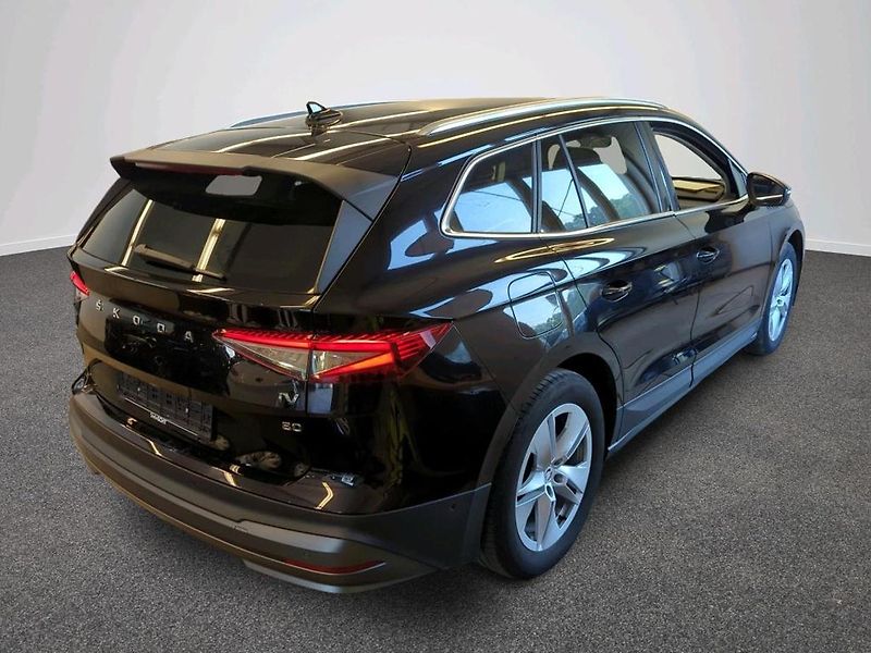 Škoda Enyaq 150kw, iV80 19ALU SOH 96% - fotka 4 z 10