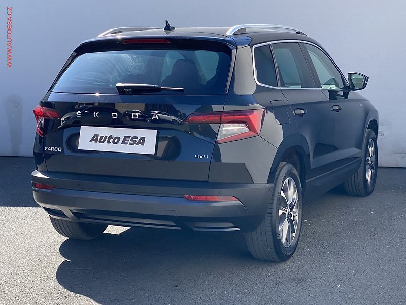 Škoda Karoq (2021) 2.0 TDi 4X4, Clever, DSG, TZ - fotka 4 z 17