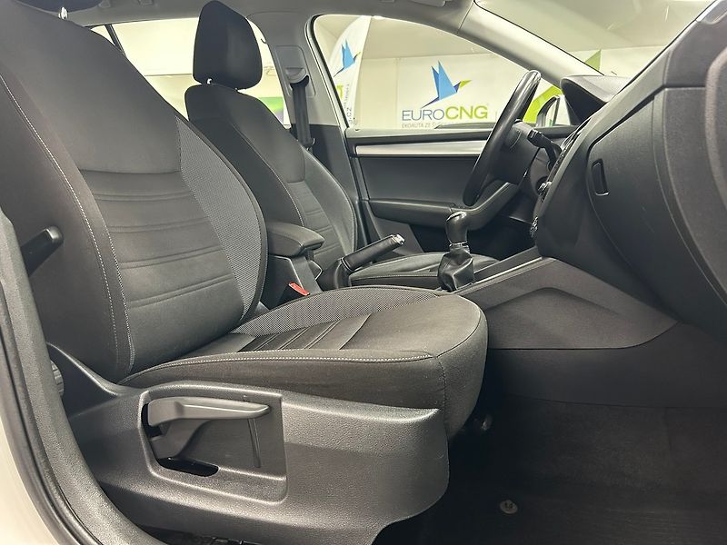 Škoda Octavia (2018) 1.4 G-Tec Ambition 2018 | Záru - fotka 26 z 54