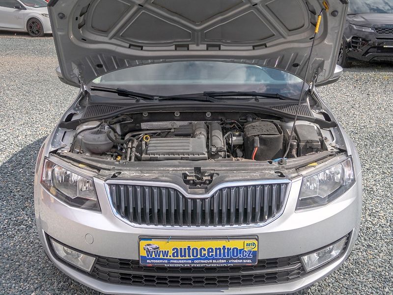 Škoda Octavia (2013) 1.4TSI 103KW – TAŽNÝ - fotka 41 z 46