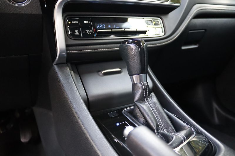 Toyota Corolla (2018) Toyota Corolla Sedan 1.6 - fotka 43 z 60